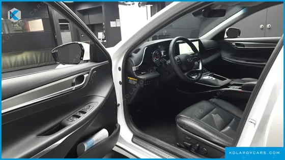 HYUNDAI GRANDEUR 3.3