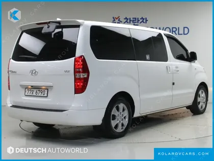 HYUNDAI STAREX WAGON 12-SEATER