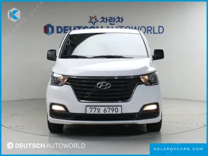 HYUNDAI STAREX WAGON 12-SEATER