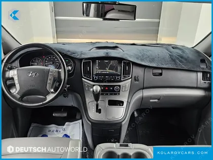 HYUNDAI STAREX WAGON 12-SEATER