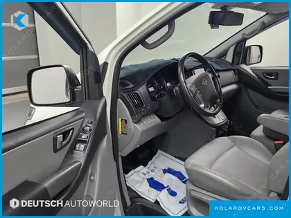 HYUNDAI STAREX WAGON 12-SEATER