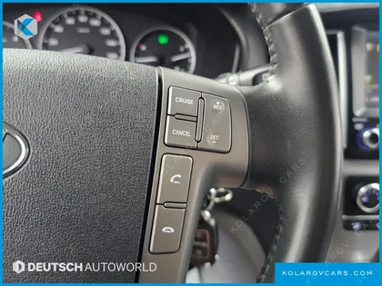 HYUNDAI STAREX WAGON 12-SEATER