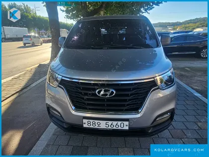 HYUNDAI STAREX VAN 3-SEATER