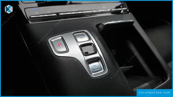 HYUNDAI GRANDEUR 3.0 LPI RENT CAR