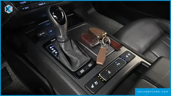 HYUNDAI GENESIS G330 MODERN AWD