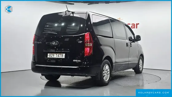 HYUNDAI STAREX VAN 3-SEATER