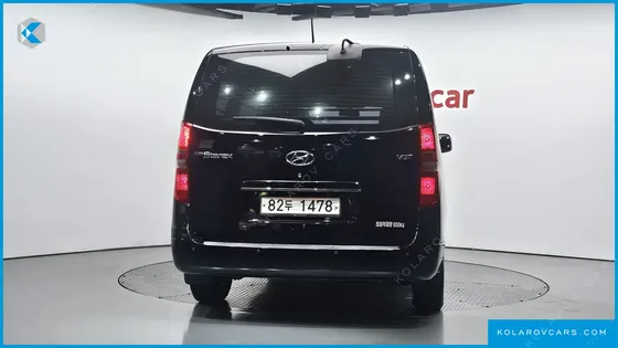 HYUNDAI STAREX VAN 3-SEATER