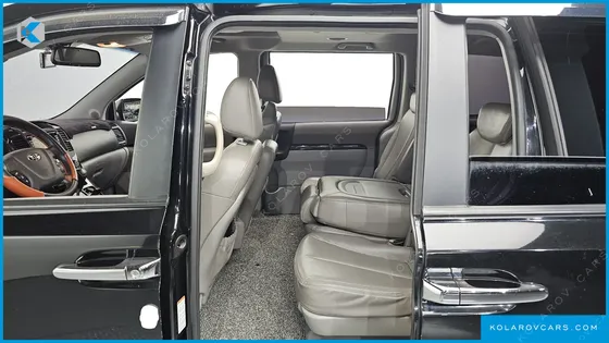 KIA CARNIVAL NEW CARNIVAL LIMOUSINE GLX