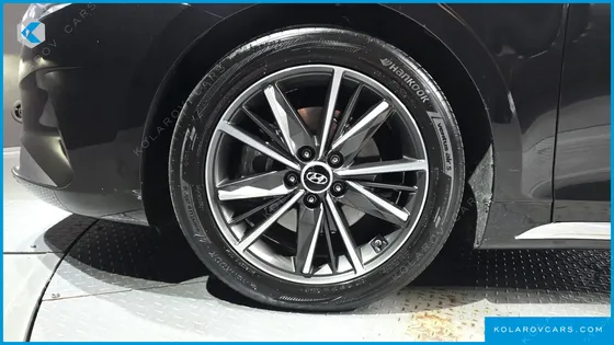 HYUNDAI GRANDEUR 2.5