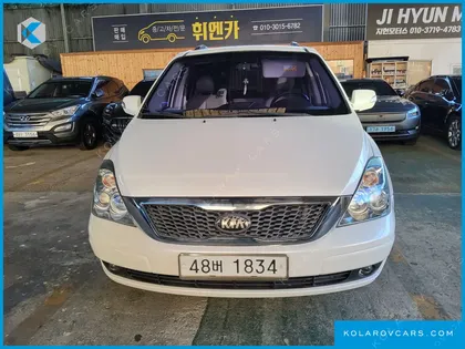 KIA CARNIVAL NEW CARNIVAL LIMOUSINE GLX