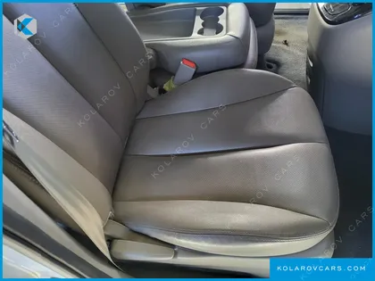 KIA CARNIVAL NEW CARNIVAL LIMOUSINE GLX