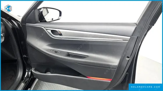 HYUNDAI GRANDEUR 3.3