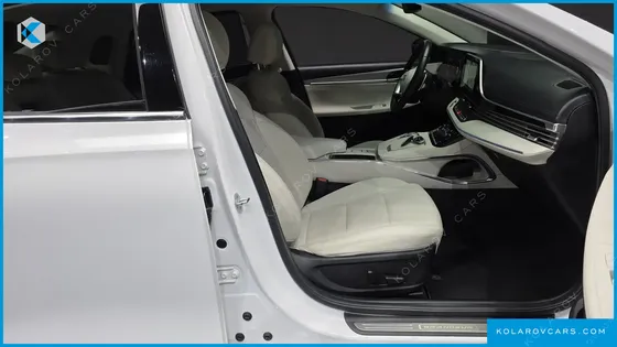 HYUNDAI GRANDEUR 2.5