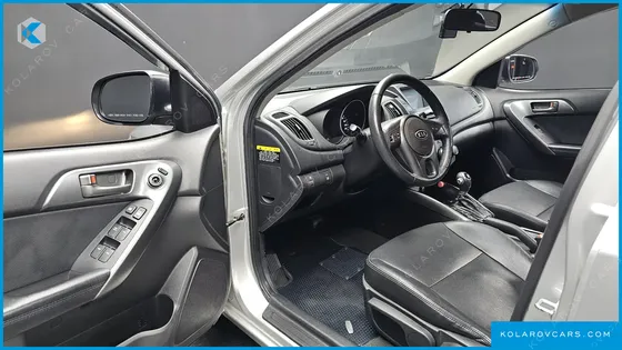 KIA FORTE 1.6 GDI LUXURY