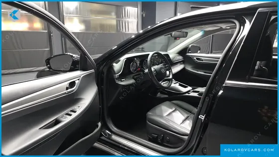 HYUNDAI GRANDEUR 3.0 LPI RENT CAR