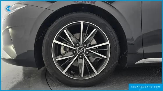 HYUNDAI GRANDEUR 2.5