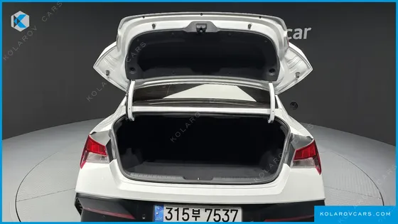 HYUNDAI ELANTRA (AVANTE) 1.6