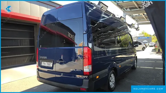 HYUNDAI SOLATI 15-SEATER