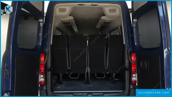 HYUNDAI SOLATI 15-SEATER