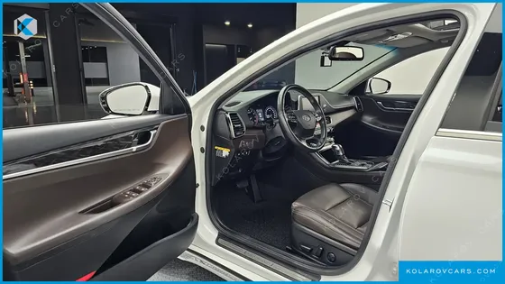 HYUNDAI GRANDEUR 3.0 LPI MODERN (RENTAL CAR)
