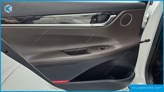 HYUNDAI GRANDEUR 3.0 LPI MODERN (RENTAL CAR)