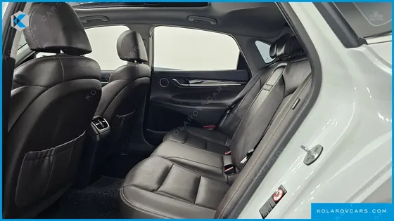 HYUNDAI GRANDEUR 3.0 LPI MODERN (RENTAL CAR)