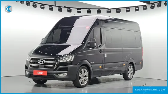 HYUNDAI SOLATI 15-SEATER