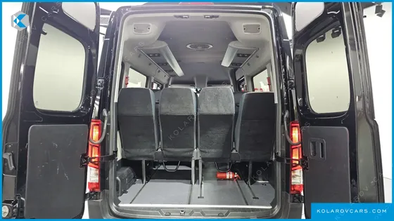 HYUNDAI SOLATI 15-SEATER