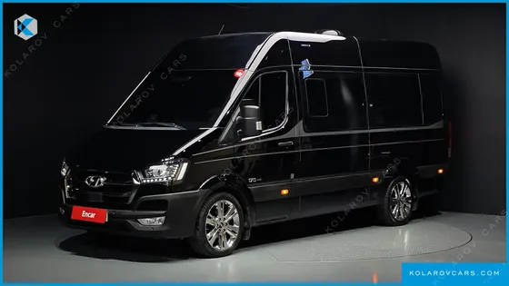 HYUNDAI SOLATI 15-SEATER