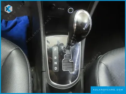 HYUNDAI ACCENT DIESEL WIT 1.6 VGT MODERN