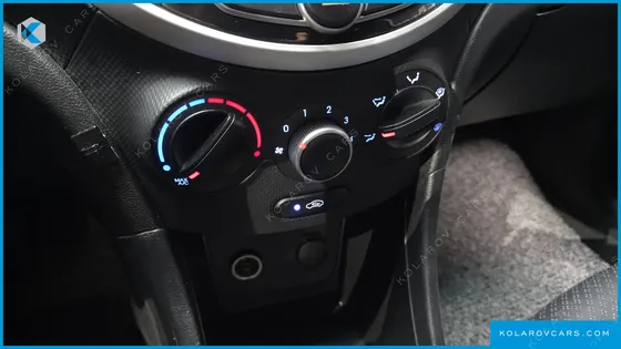 HYUNDAI ACCENT DIESEL WIT 1.6 VGT SMART
