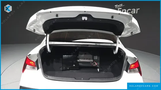 HYUNDAI ELANTRA (AVANTE) 1.6 LPI (RENT CAR)