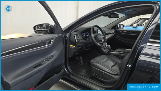 HYUNDAI GRANDEUR 2.4 PREMIUM