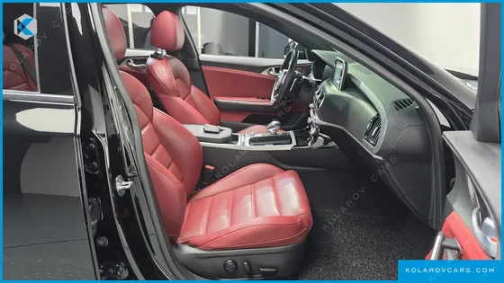 KIA STINGER 3.3 TURBO AWD