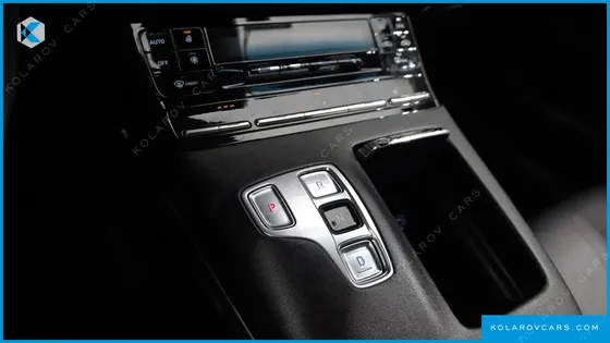 HYUNDAI GRANDEUR 3.0 LPI RENT CAR