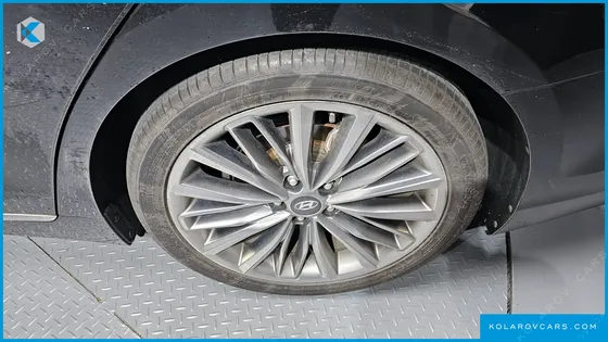 HYUNDAI GRANDEUR 3.3 CELEBRITY