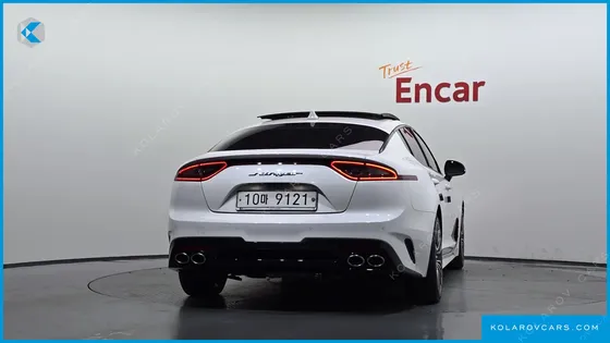KIA STINGER 2.0 TURBO 2WD