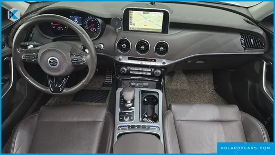 KIA STINGER 2.0 TURBO 2WD