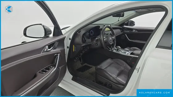 KIA STINGER 2.0 TURBO 2WD