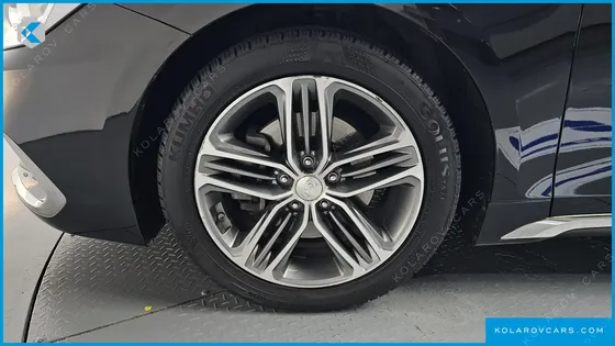 HYUNDAI GRANDEUR 3.0 LPI MODERN (RENTAL CAR)