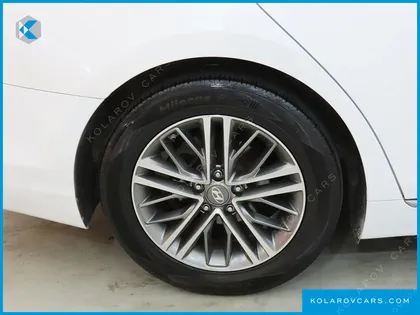 HYUNDAI GRANDEUR 3.0 LPI MODERN (RENTAL CAR)
