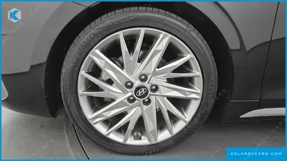 HYUNDAI GRANDEUR 2.5