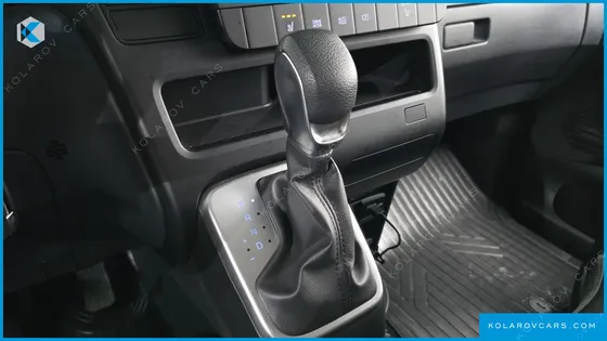 HYUNDAI STARIA CARGO 3-SEATER