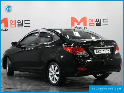 HYUNDAI ACCENT 1.6 GDI TOP