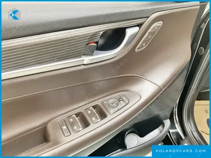 HYUNDAI GRANDEUR EXCLUSIVE