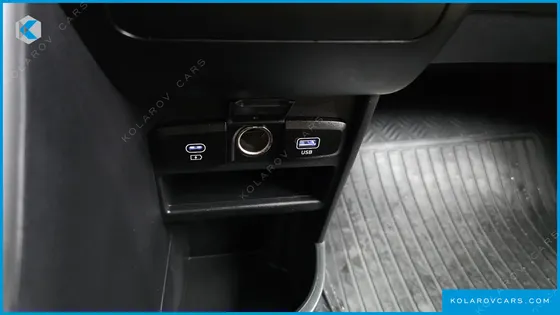 HYUNDAI STARIA HEV 1.6 CARGO 3-SEATER