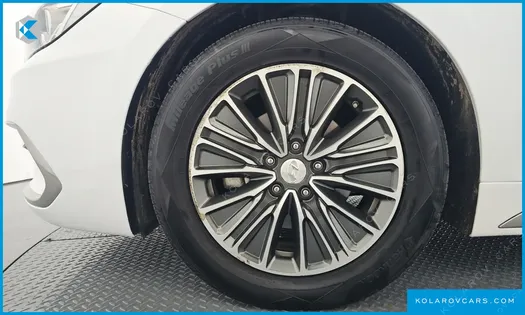 HYUNDAI GRANDEUR EXCLUSIVE
