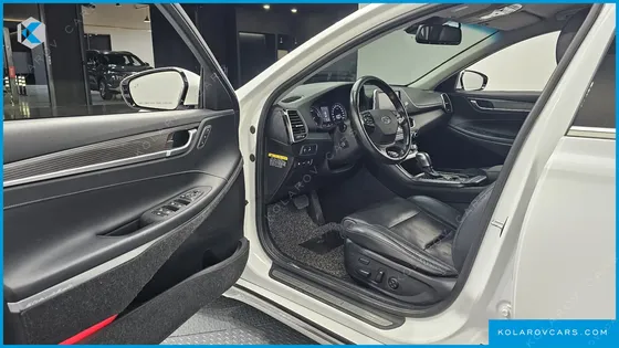 HYUNDAI GRANDEUR EXCLUSIVE
