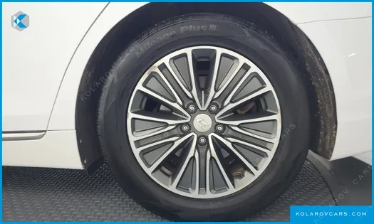 HYUNDAI GRANDEUR EXCLUSIVE