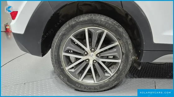 HYUNDAI TUCSON DIESEL 1.7 2WD